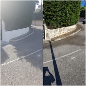 Comparaison d’un muret bordant une rue, fraîchement repeint à gauche et défraîchi à droite
